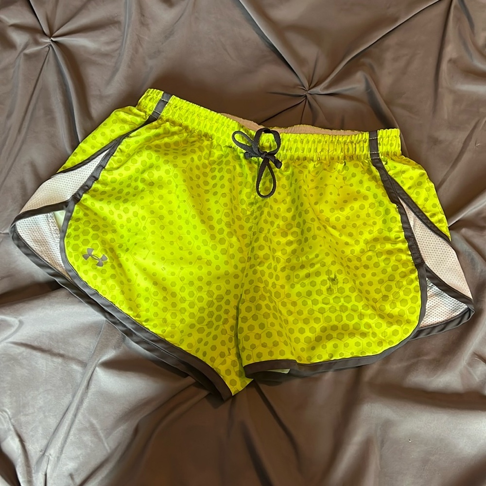Under armour shorts size XS